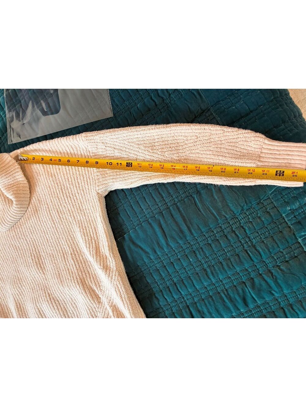 Old Navy Women's Medium Cream Turtleneck Pullover Sweater, #0013 - Picture 4 of 7